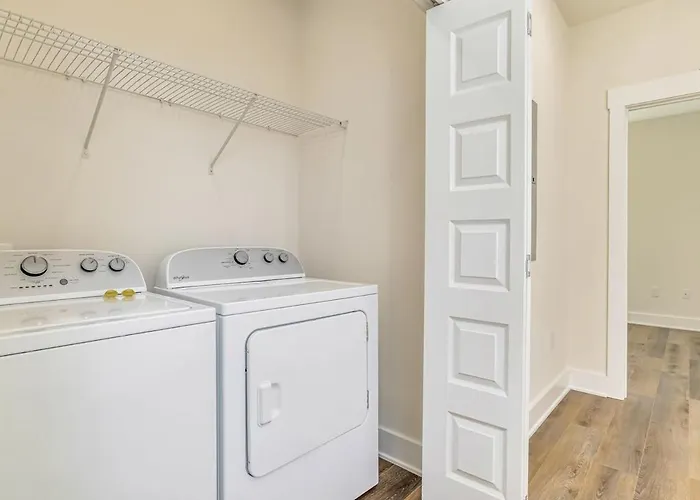 Downtown Sea Escape Ii Apartment Pensacola