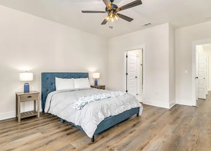Downtown Sea Escape Ii Apartment Pensacola