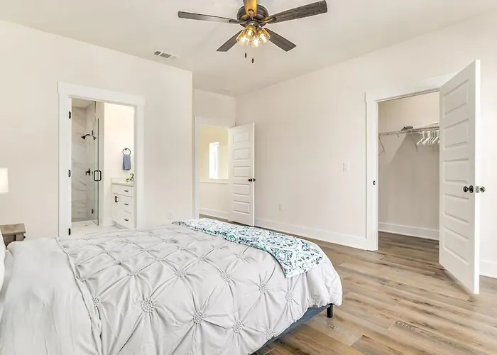 Downtown Sea Escape Ii Apartment *