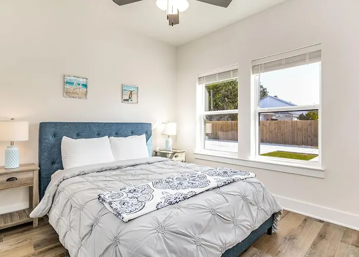Apartment Downtown Sea Escape Ii *