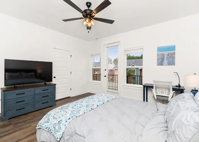 Downtown Sea Escape Ii * Pensacola