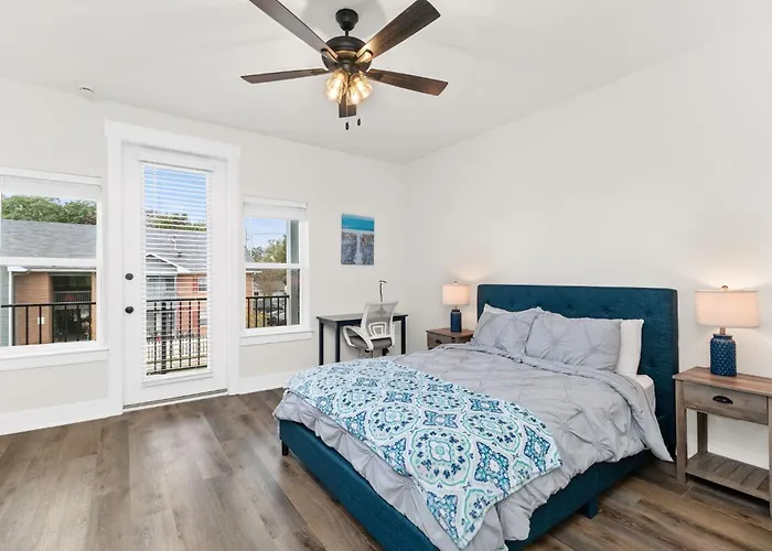 Apartment Downtown Sea Escape Ii Pensacola